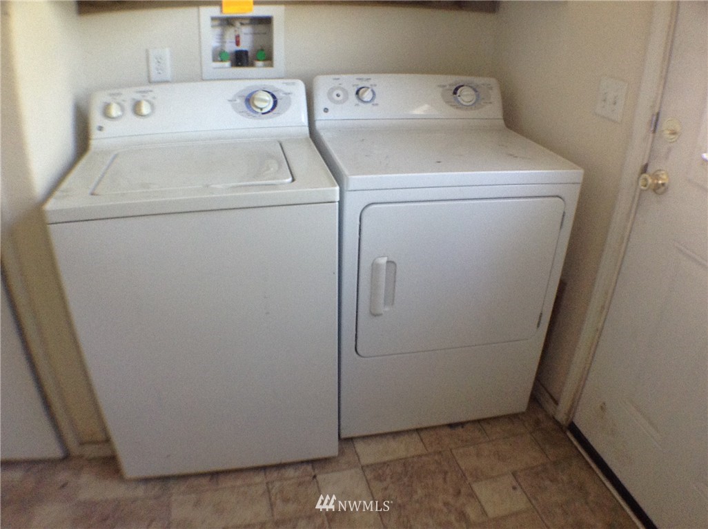 796 South McKinney Road Othello, WA 99344 - Photo 10 of 16 Gallery Image 10