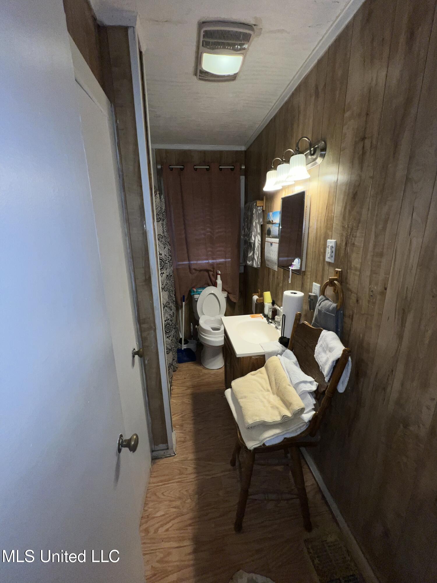 2214 North 3rd Avenue Laurel, MS 39440 - Photo 9 of 12 IMG_4274