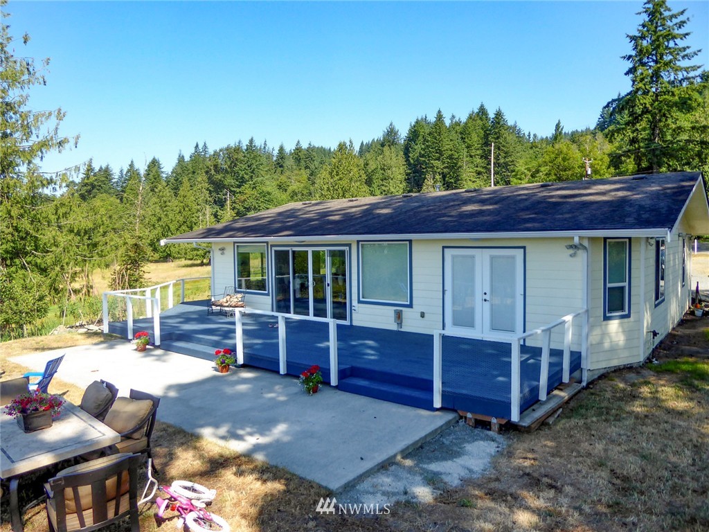 7768 F & S Grade Road Sedro-Woolley, WA 98284 - Photo 2 of 21 Gallery Image 2