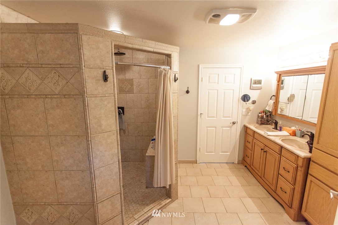 7768 F & S Grade Road Sedro-Woolley, WA 98284 - Photo 15 of 21 Gallery Image 15