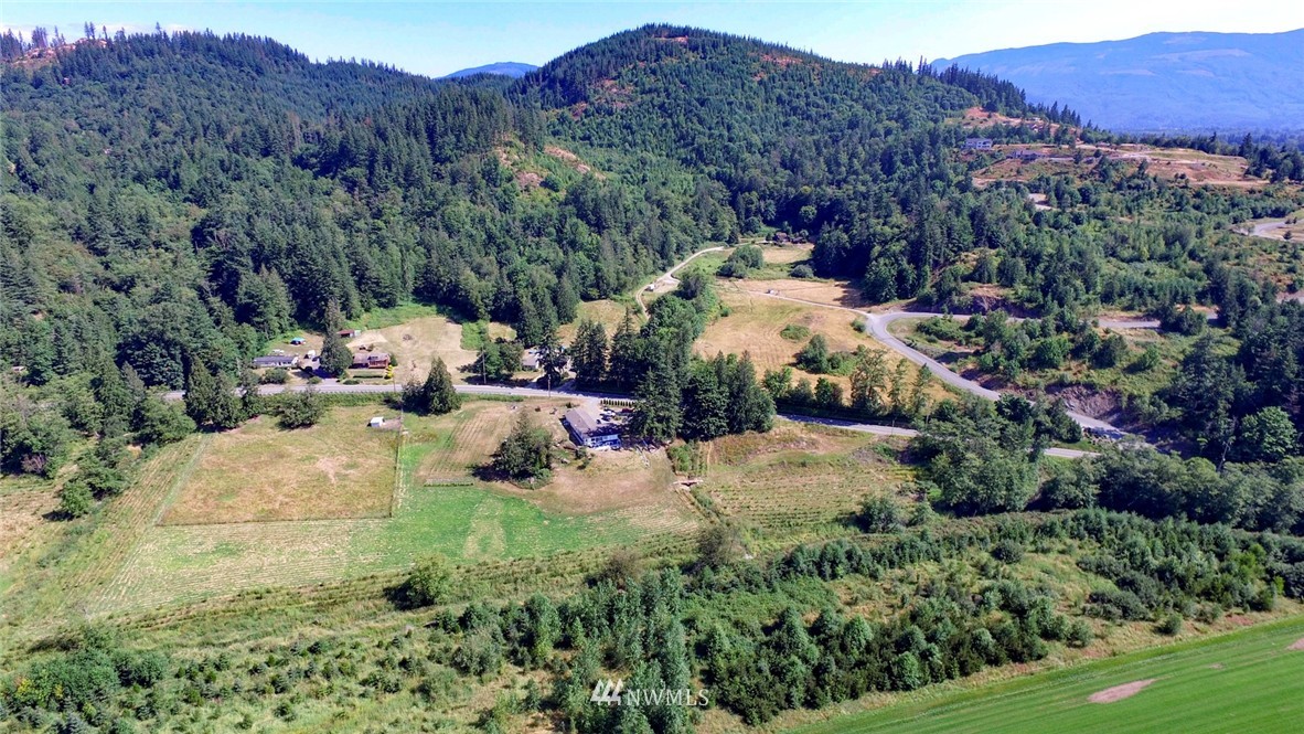 7768 F & S Grade Road Sedro-Woolley, WA 98284 - Photo 5 of 21 Gallery Image 5
