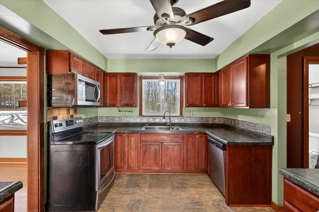 $429,000 | 214 Wilson Lane, Ionia, MI 48846