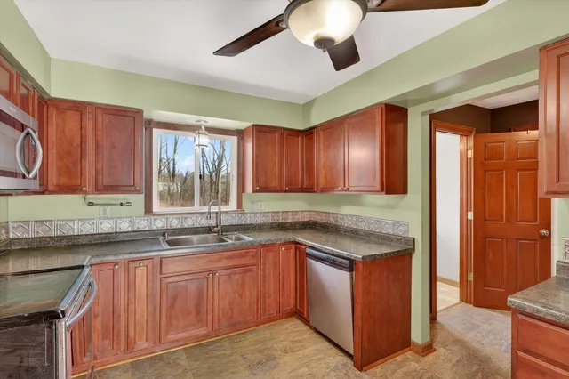 $429,000 | 214 Wilson Lane, Ionia, MI 48846