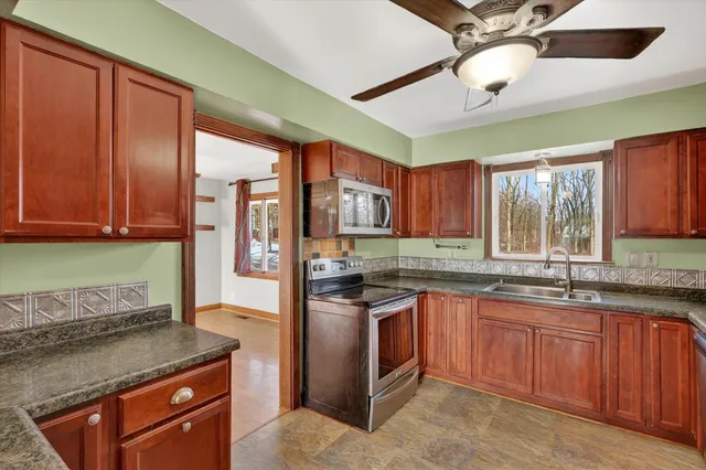 $429,000 | 214 Wilson Lane, Ionia, MI 48846