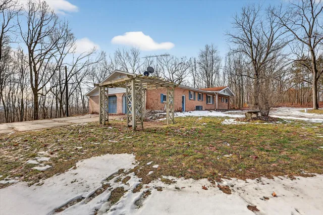 $429,000 | 214 Wilson Lane, Ionia, MI 48846