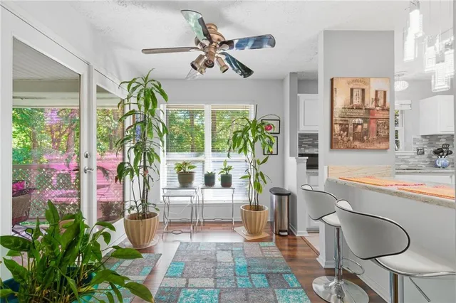 a living room filled with furniture