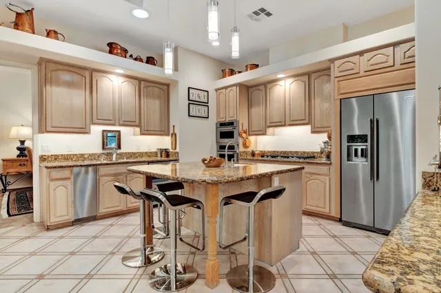 $950,000 | 47 Mission Palms Drive East, Rancho Mirage, CA 92270