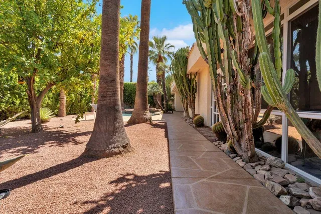 $950,000 | 47 Mission Palms Drive East, Rancho Mirage, CA 92270