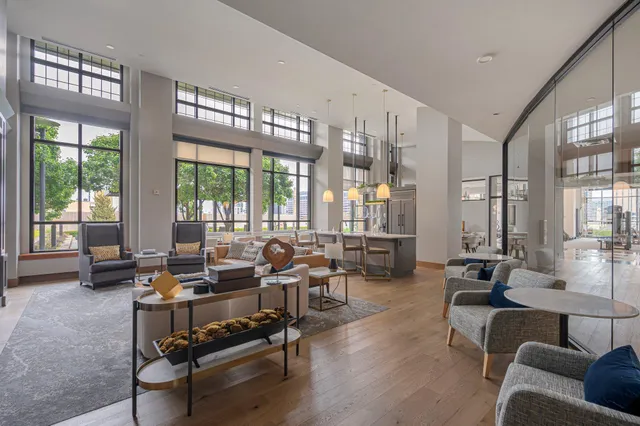 $3,400 | 100 3rd Avenue South, Unit 406, Minneapolis, MN 55401