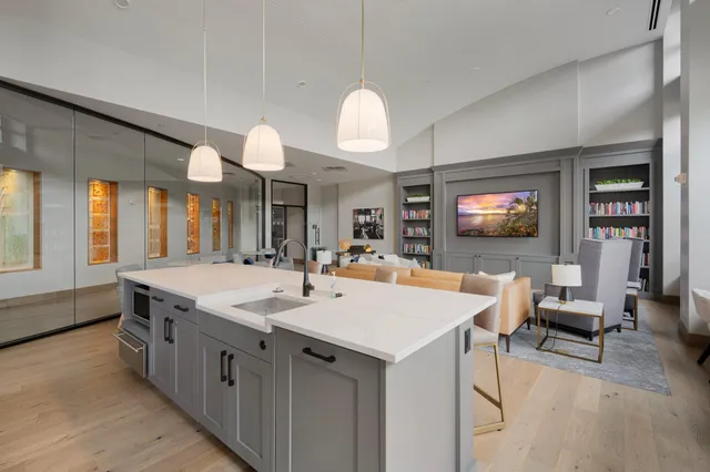 $3,400 | 100 3rd Avenue South, Unit 406, Minneapolis, MN 55401