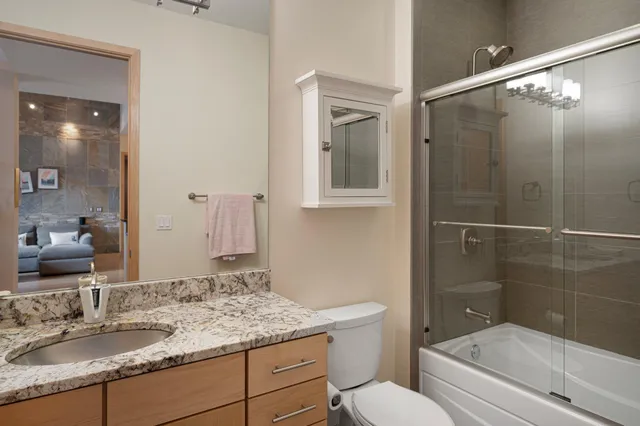 $3,400 | 100 3rd Avenue South, Unit 406, Minneapolis, MN 55401