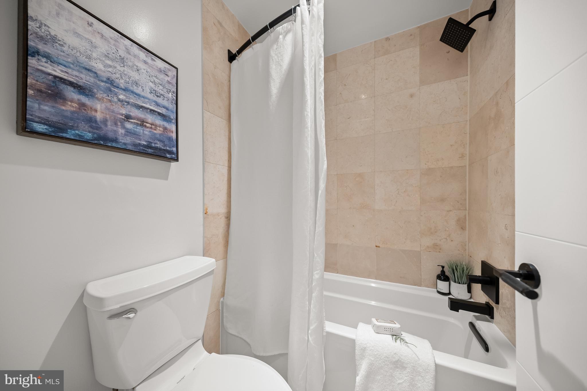 1530 Key Boulevard, Unit 125 Arlington, VA 22209 - Photo 15 of 27