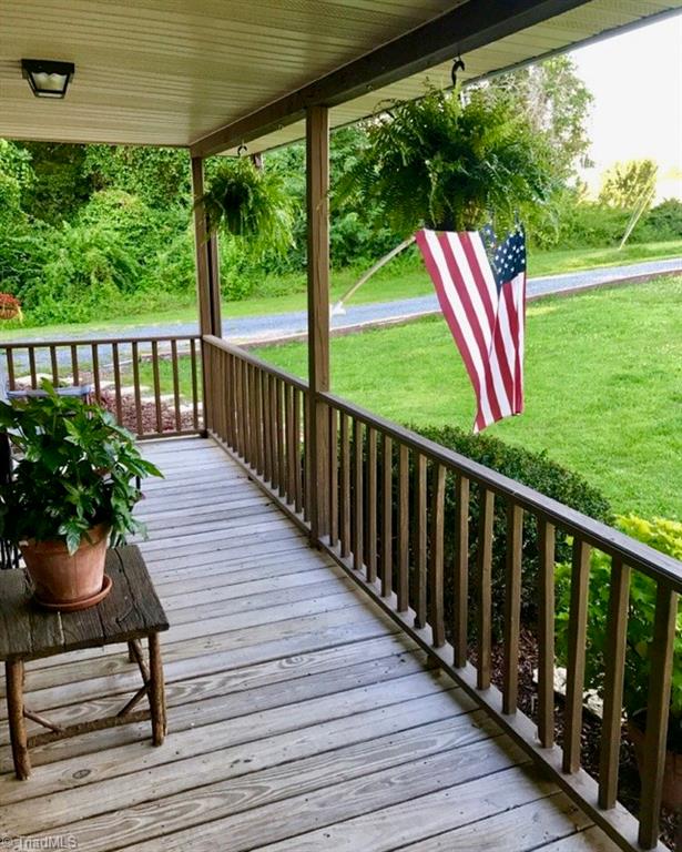 3004 Rob Cruthis Road Archdale, NC 27263 - Photo 3 of 20 Gallery Image 3