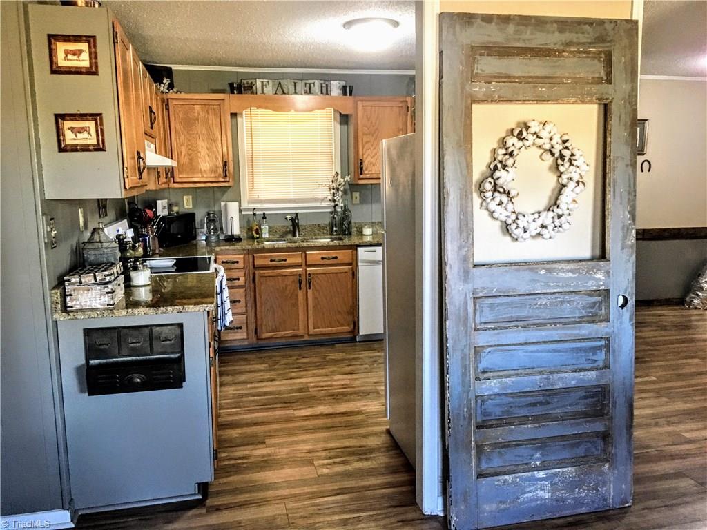 3004 Rob Cruthis Road Archdale, NC 27263 - Photo 5 of 20 Gallery Image 5