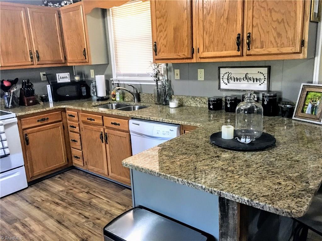 3004 Rob Cruthis Road Archdale, NC 27263 - Photo 7 of 20 Gallery Image 7