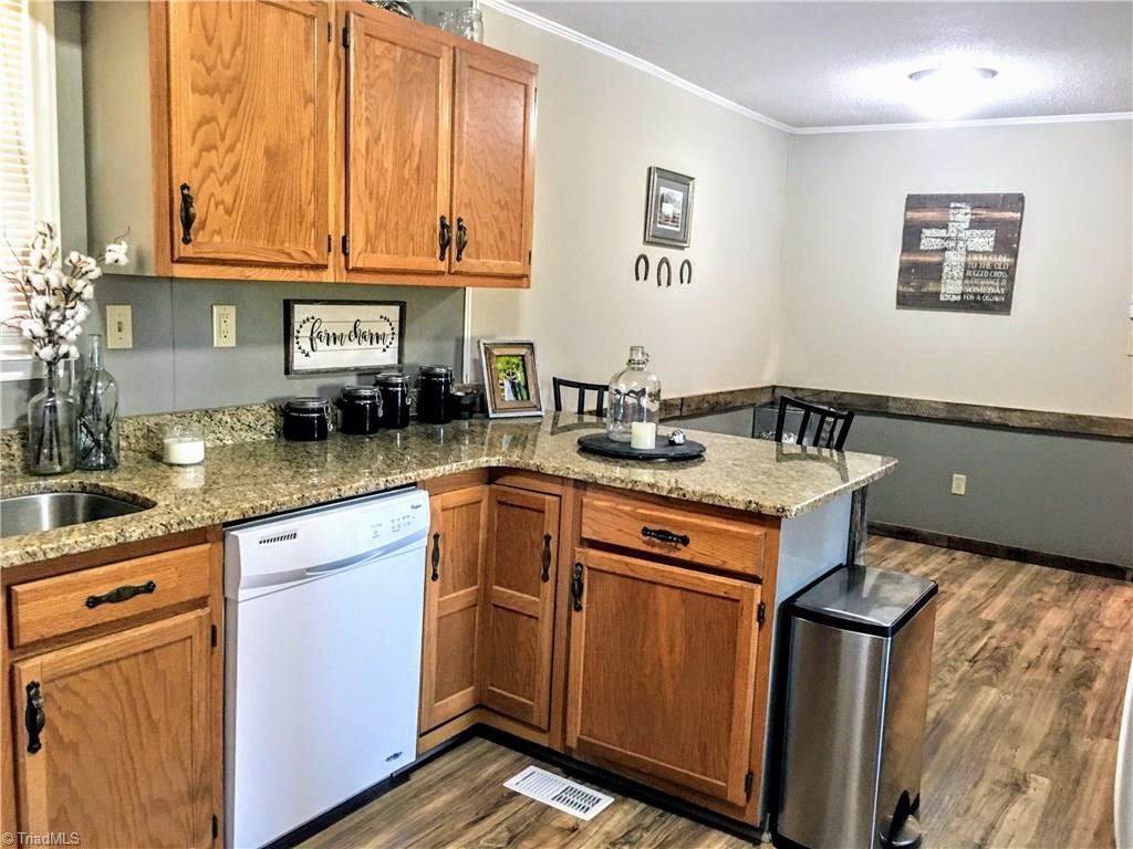 3004 Rob Cruthis Road Archdale, NC 27263 - Photo 8 of 20 Gallery Image 8