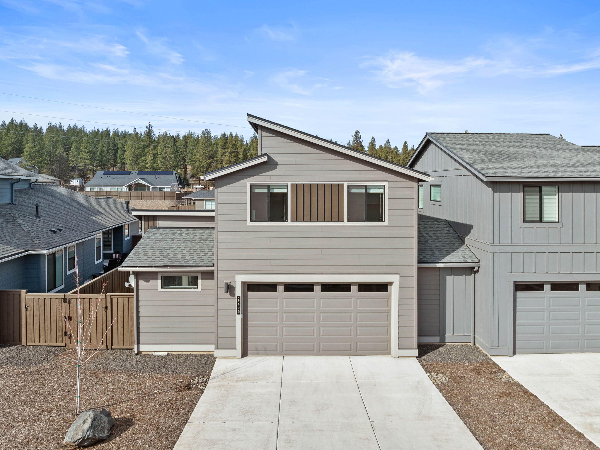2256 Northwest Skyline Ranch Road Bend, OR 97703 - Photo 36 of 48 11-web-or-mls-Riley Visuals-11