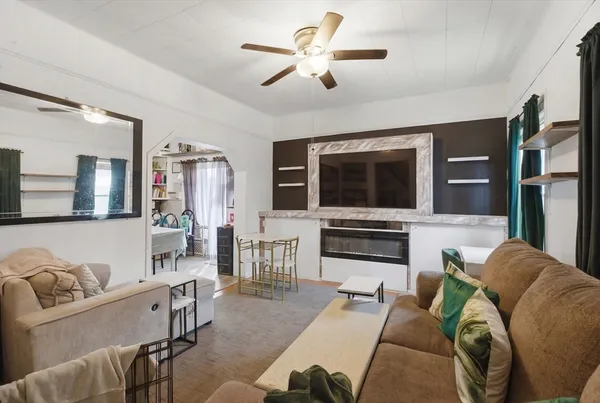 $389,000 | 33 Pearl Street, Fitchburg, MA 01420