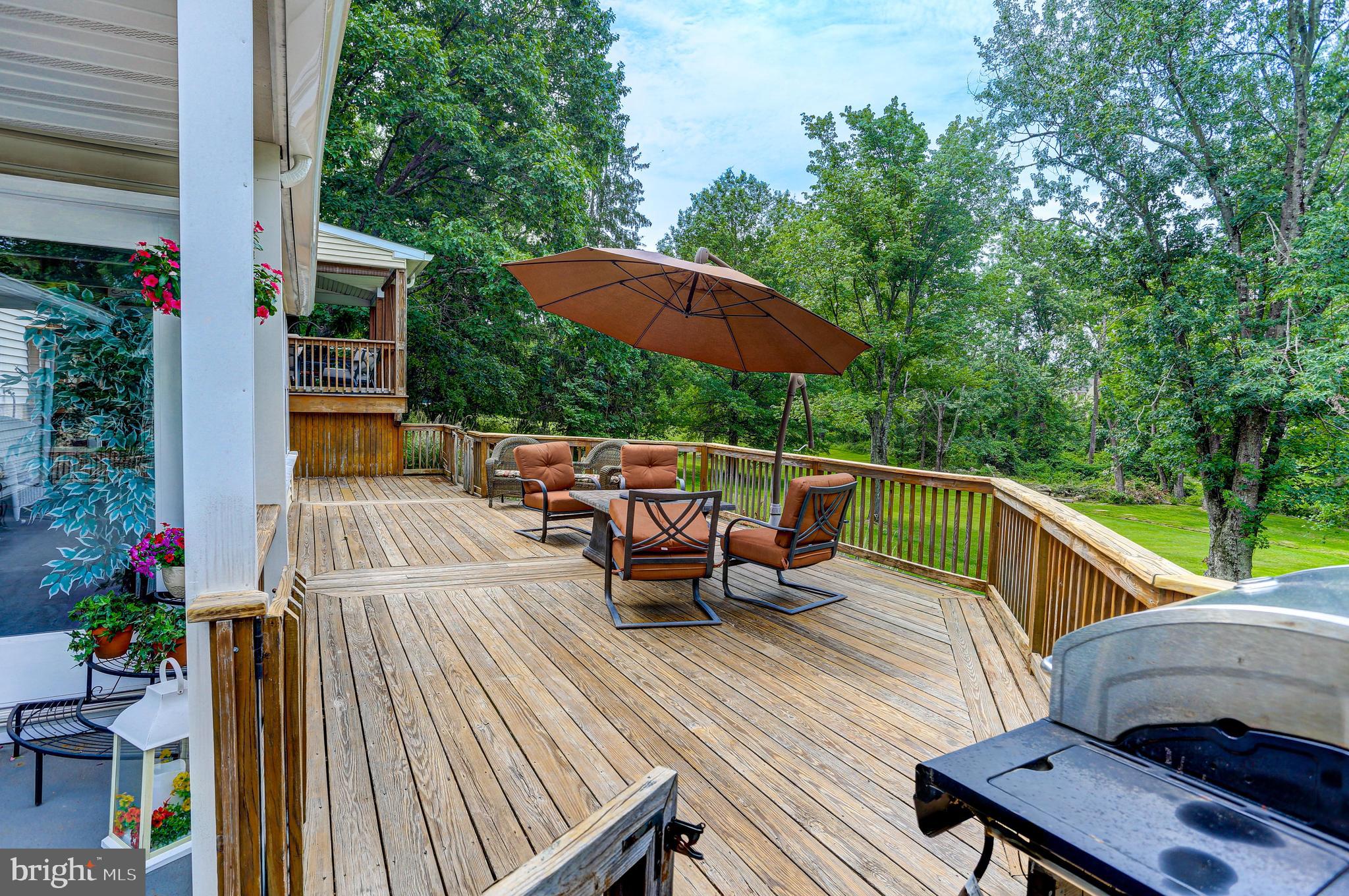 126 Cedar Hill Road Chalfont, PA 18914 - Photo 51 of 64 Rea r Deck