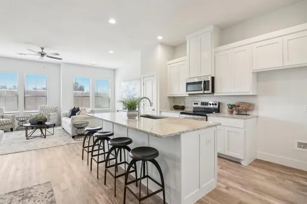 $2,750 | 104 Samuel Street, Lewisville, TX 75057