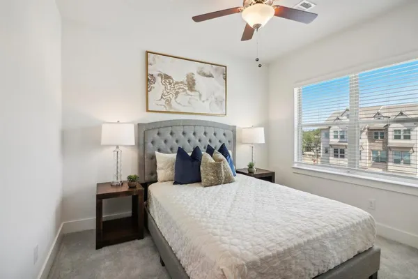 $2,750 | 104 Samuel Street, Lewisville, TX 75057