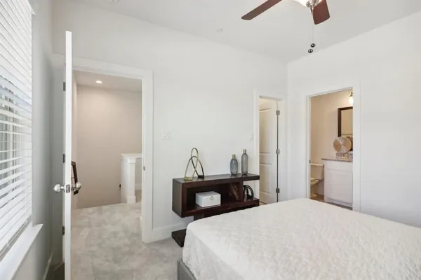 $2,750 | 104 Samuel Street, Lewisville, TX 75057