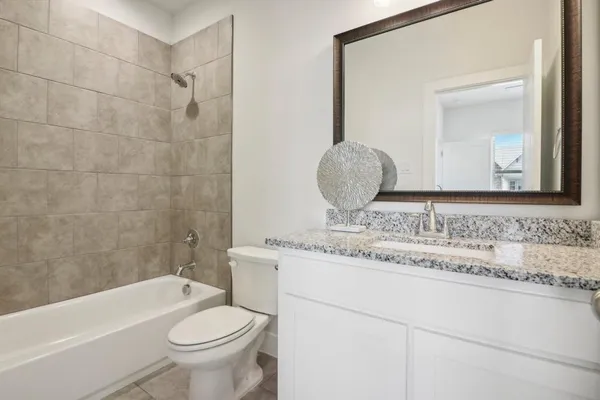 $2,750 | 104 Samuel Street, Lewisville, TX 75057
