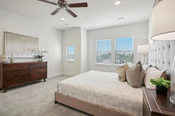 $2,750 | 104 Samuel Street, Lewisville, TX 75057