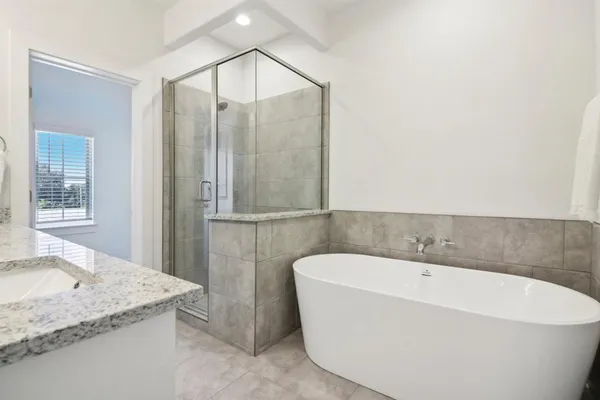 $2,750 | 104 Samuel Street, Lewisville, TX 75057