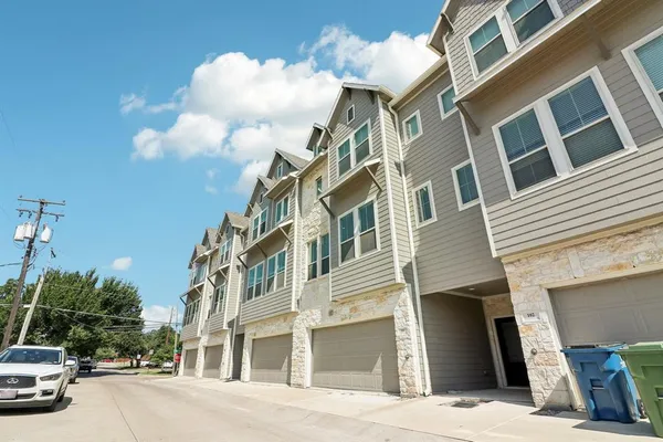 $2,750 | 104 Samuel Street, Lewisville, TX 75057