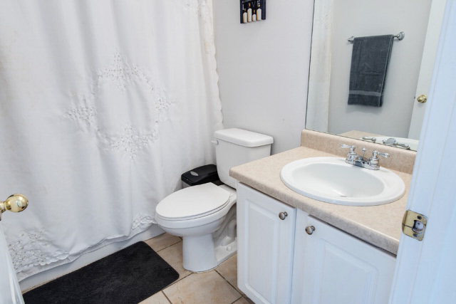 10584 South Side Loop Fairhope, AL 36532 - Photo 20 of 22 Guest Bathroom