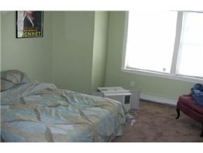 1029 South Mammoth Road Manchester, NH 03109 - Photo 6 of 8