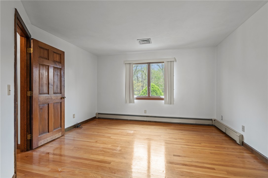 190 Curran Road Cumberland, RI 02864 - Photo 27 of 44 Gallery Image 27