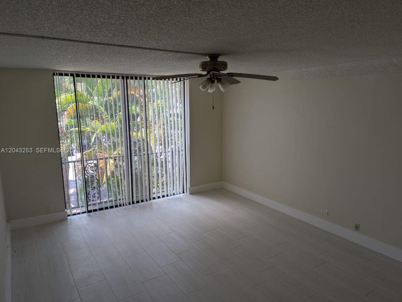 3680 Inverrary Drive, Unit 2M Lauderhill, FL 33319 - Photo 4 of 10