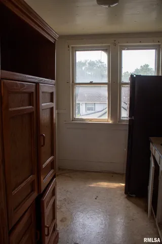 $25,000 | 17 North 5th Avenue, Canton, IL 61520