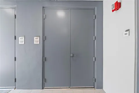 $3,295,000 | 160 Isle Of Venice Drive, Unit 302, Fort Lauderdale, FL 33301