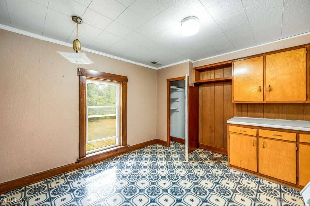 2011 Glacier Road New Springfield, OH 44443 - Photo 29 of 44 Unit C