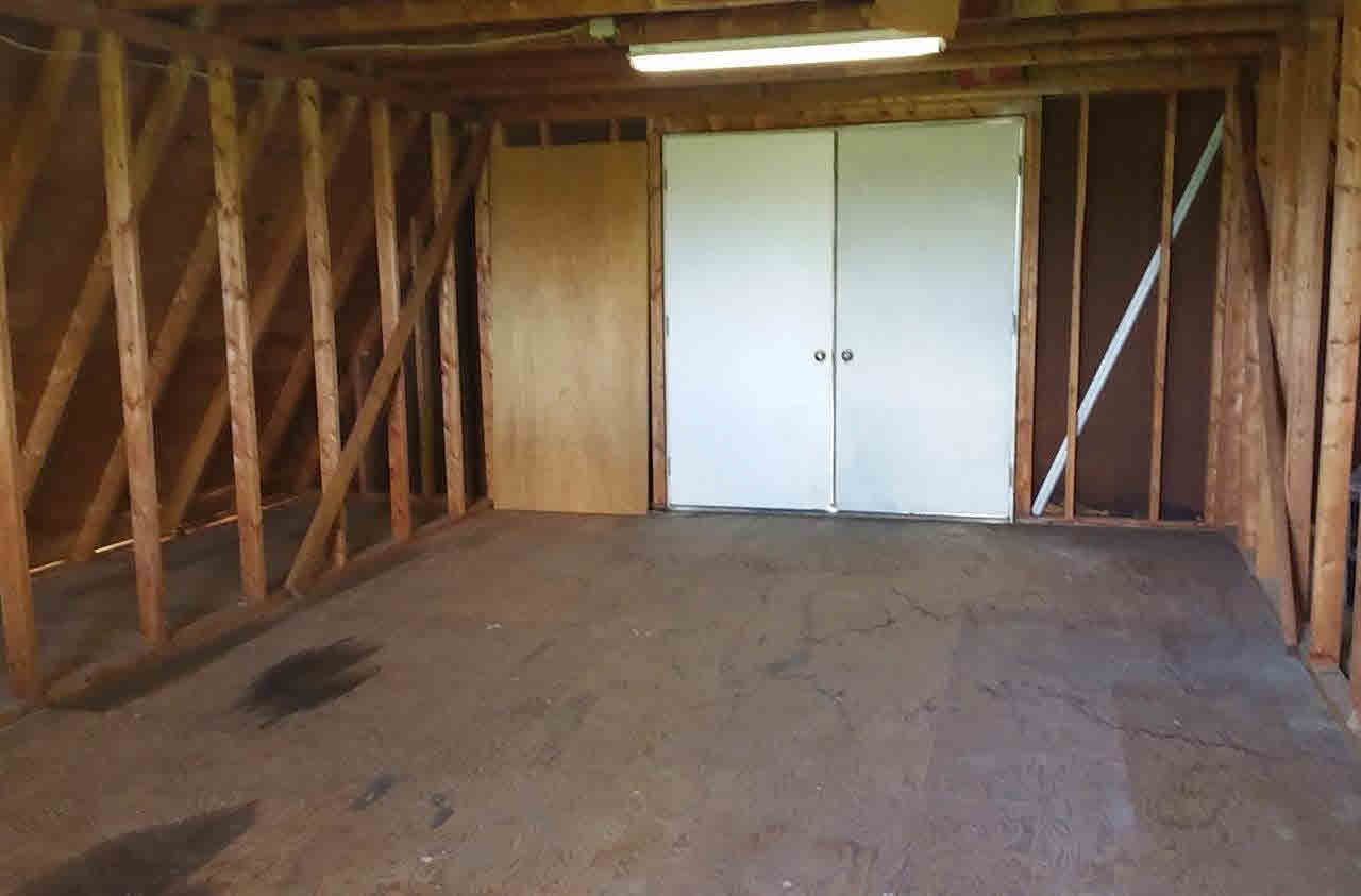 9227 Ray Road Gaines, MI 48436 - Photo 13 of 39 21353288-12.JPG