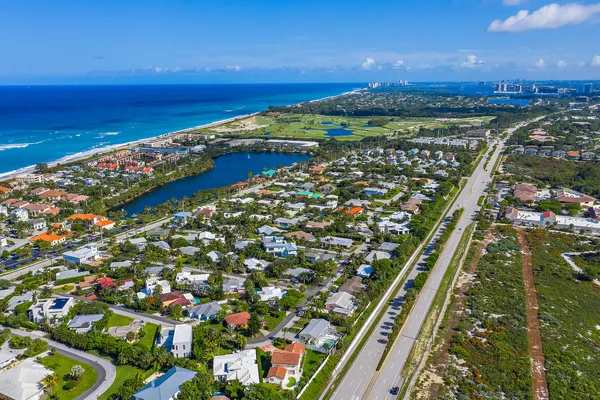 $12,500 | 461 Jupiter Lane, Juno Beach, FL 33408
