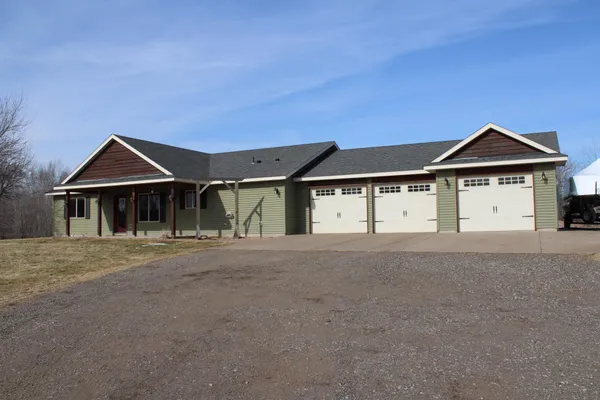 $479,900 | 7418 450th Street, Harris, MN 55032