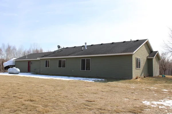 $469,900 | 7418 450th Street, Harris, MN 55032