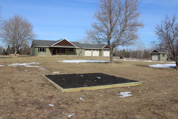 $469,900 | 7418 450th Street, Harris, MN 55032