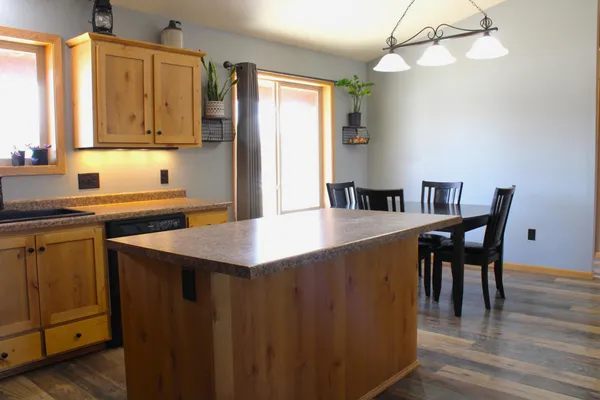 $469,900 | 7418 450th Street, Harris, MN 55032