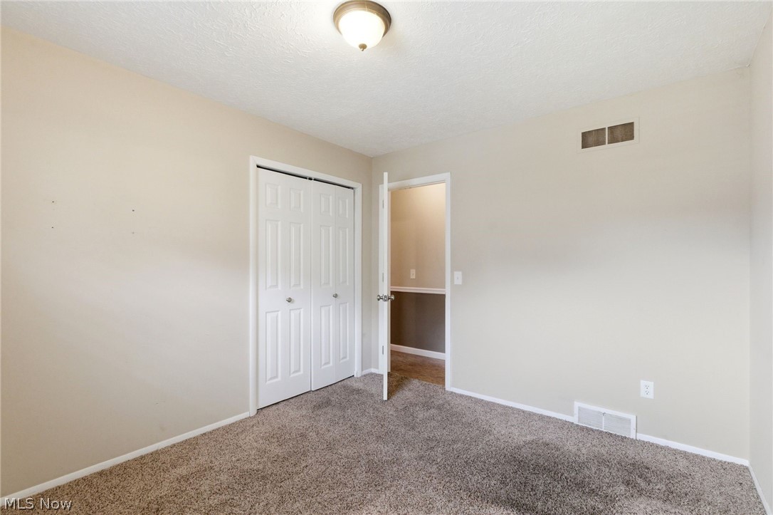 5132 Ridgeglen Circle Northwest Canton, OH 44708 - Photo 23 of 40 Gallery Image 23