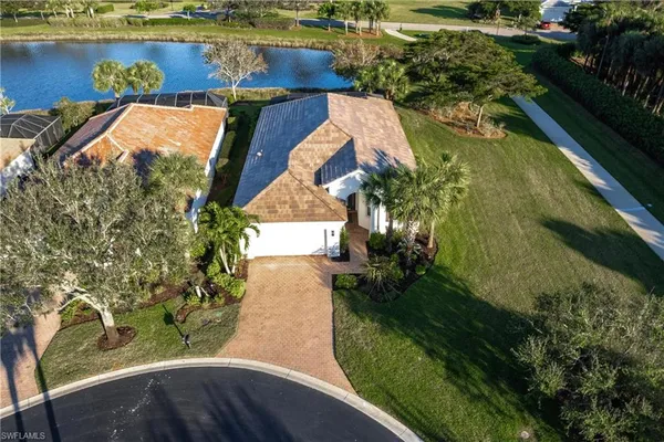 $5,500 | 3920 Lakeview Isle Court, Fort Myers, FL 33905