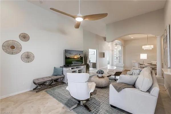$5,500 | 3920 Lakeview Isle Court, Fort Myers, FL 33905