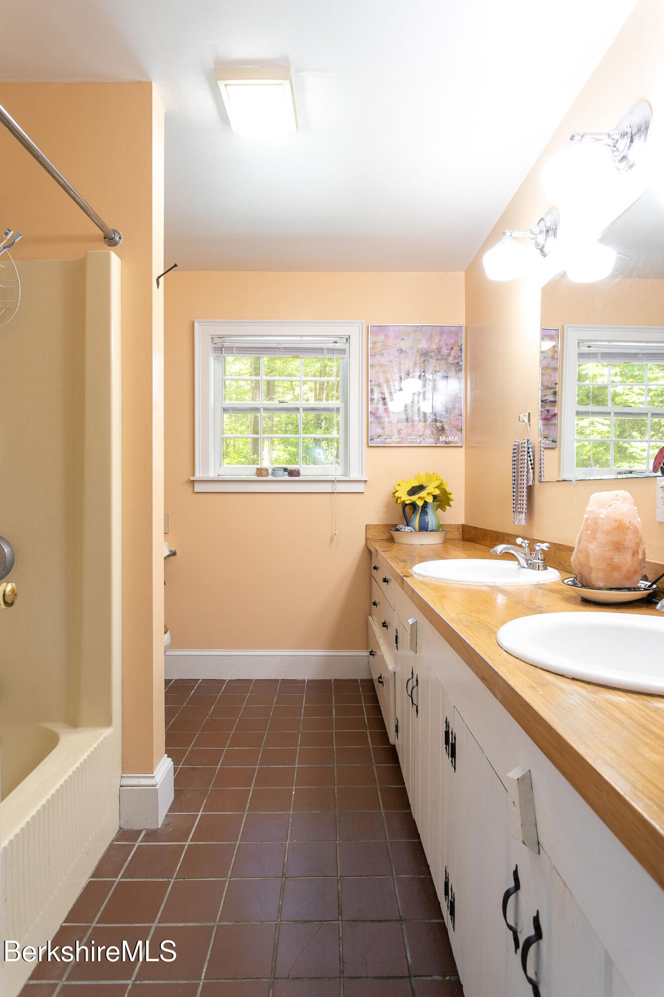 662 Foley Road Sheffield, MA 01257 - Photo 24 of 34 1st fl. bath