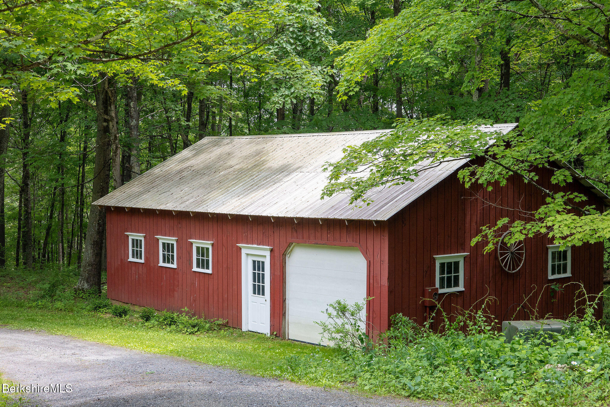 662 Foley Road Sheffield, MA 01257 - Photo 7 of 34 Garage/workshop