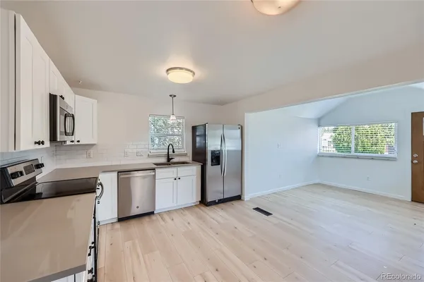 $2,195 | 155 Lowell Boulevard, Denver, CO 80219