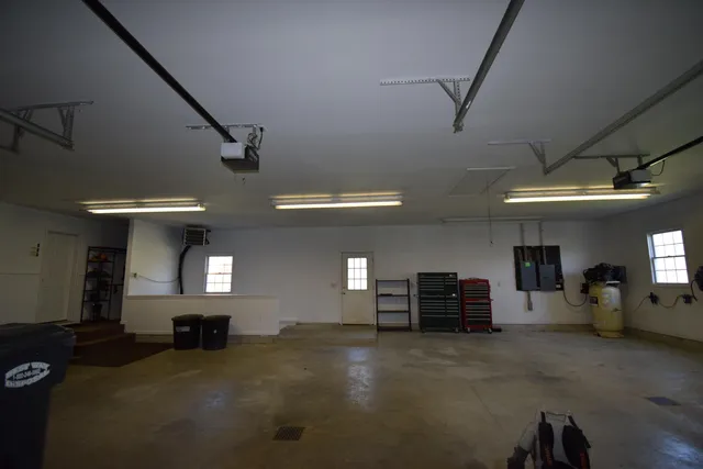 $1,425,000 | 47944 County Road 673, Lawrence, MI 49064